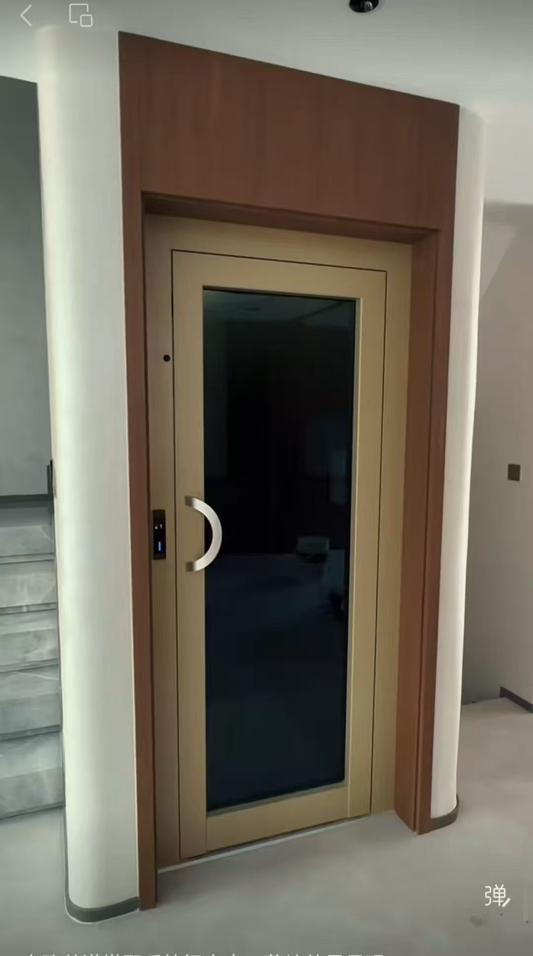 Thang Máy Thủy Lực Giếng Kín